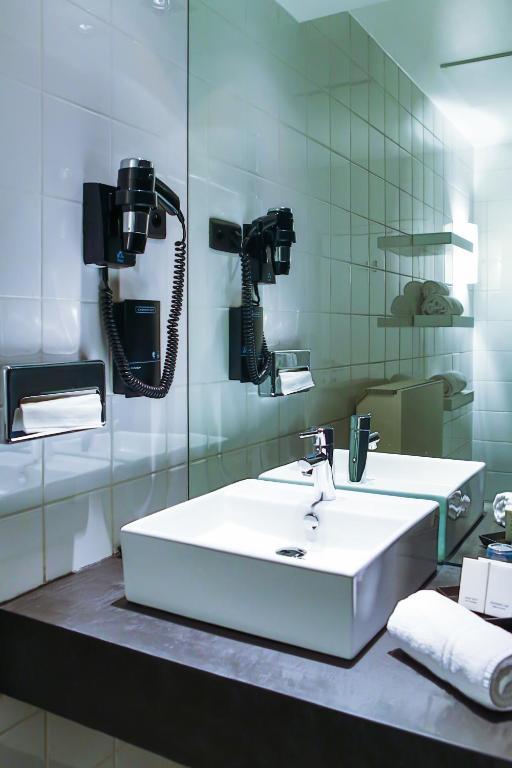 Hotel St James Mons Ngoại thất bức ảnh